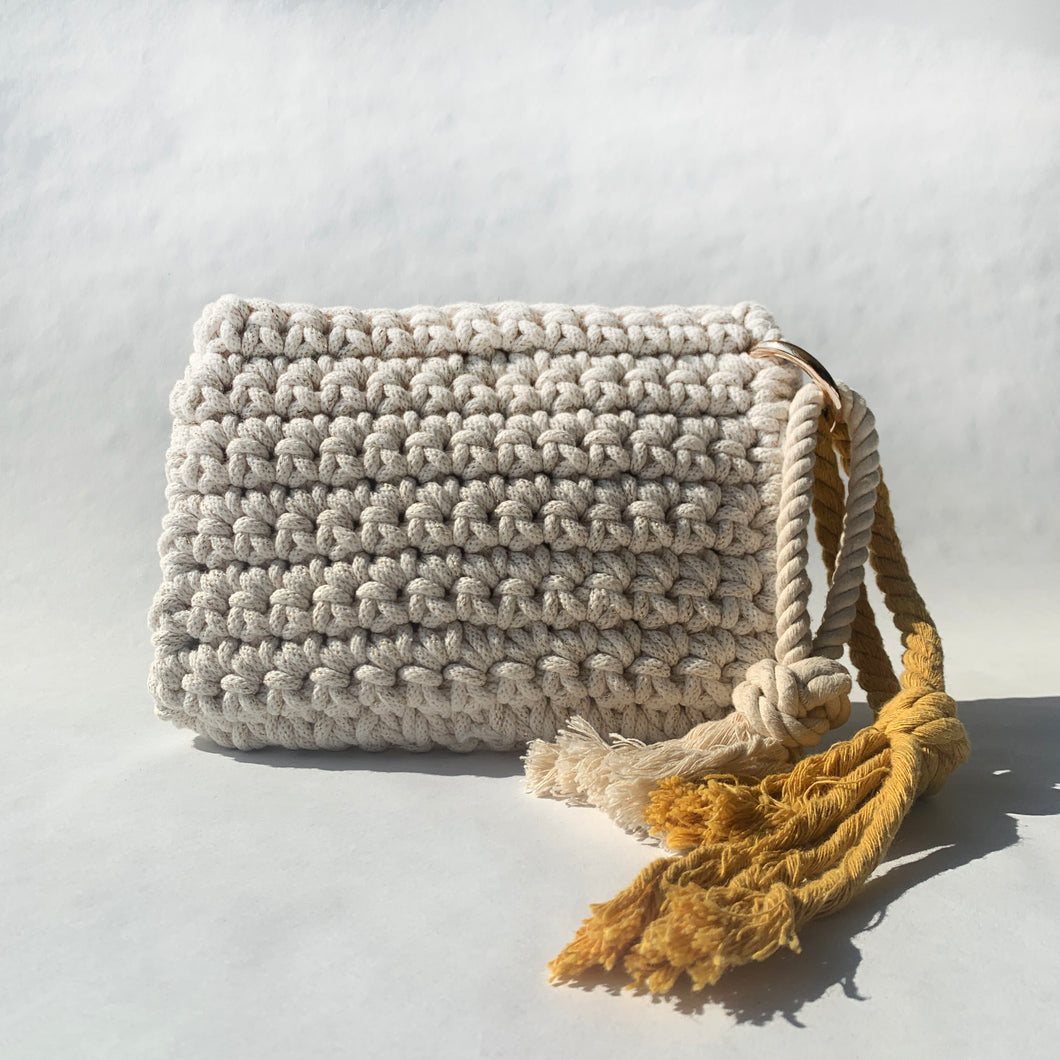 BEACH CLUTCH Ecru-Gold